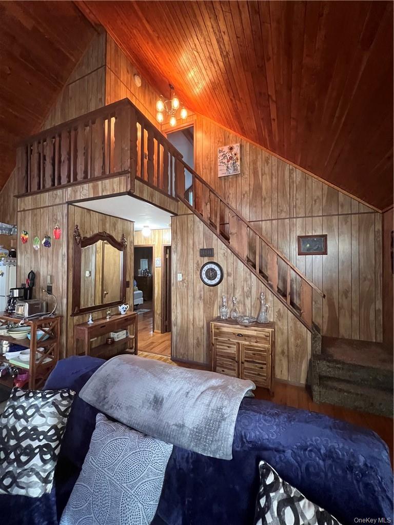 45 W Adirondack Trail Property Photo 6