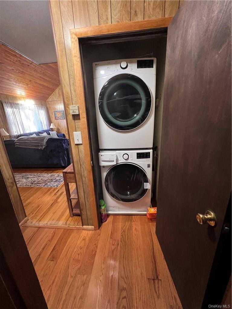 45 W Adirondack Trail Property Photo 14