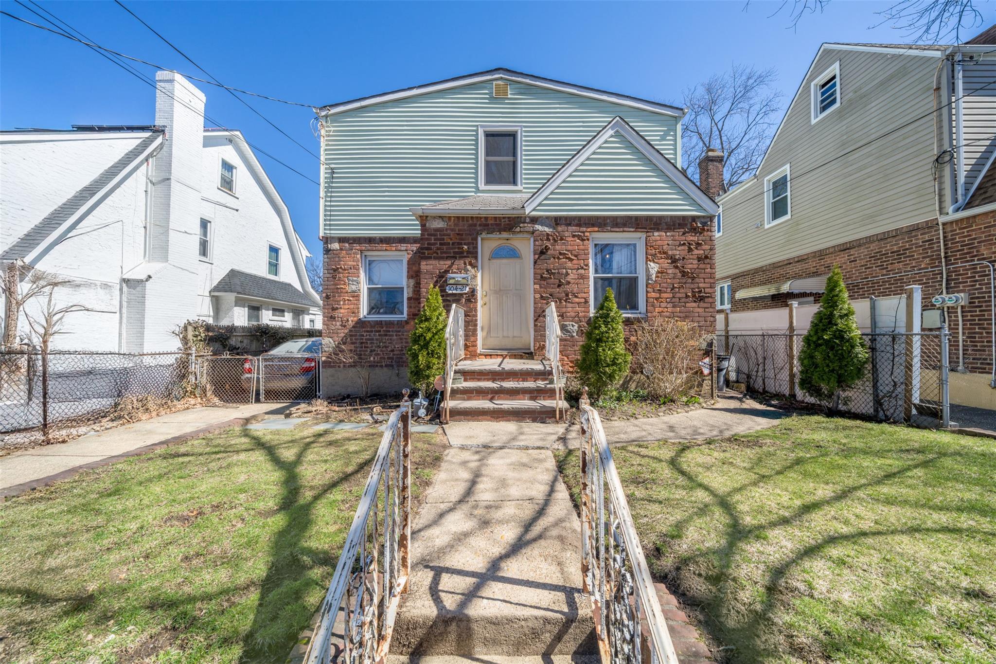 104-21 201 Street Property Photo