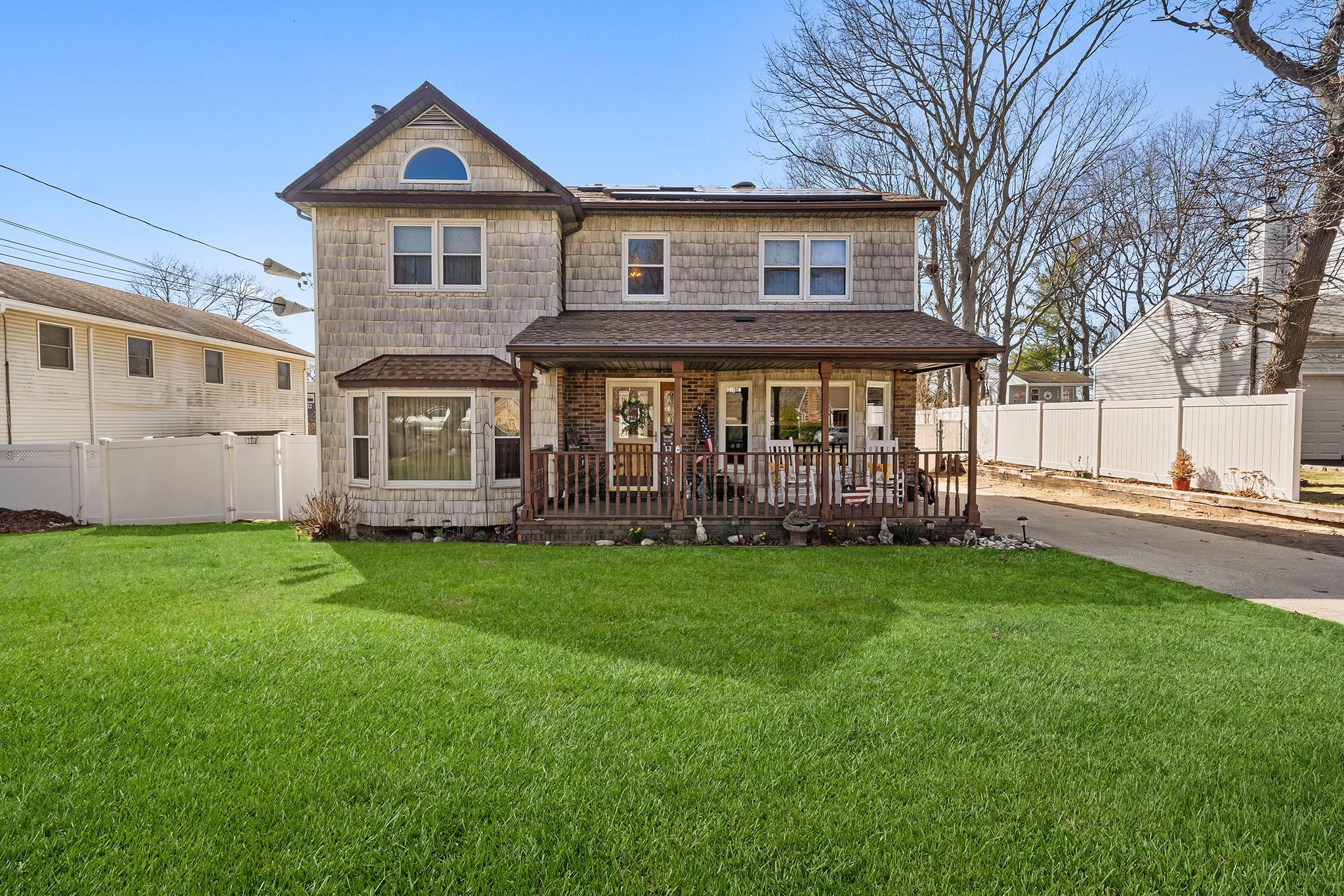 48 Hillside Road Property Photo
