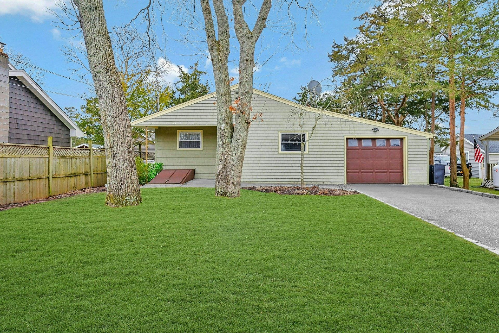 11931 Real Estate Listings Main Image