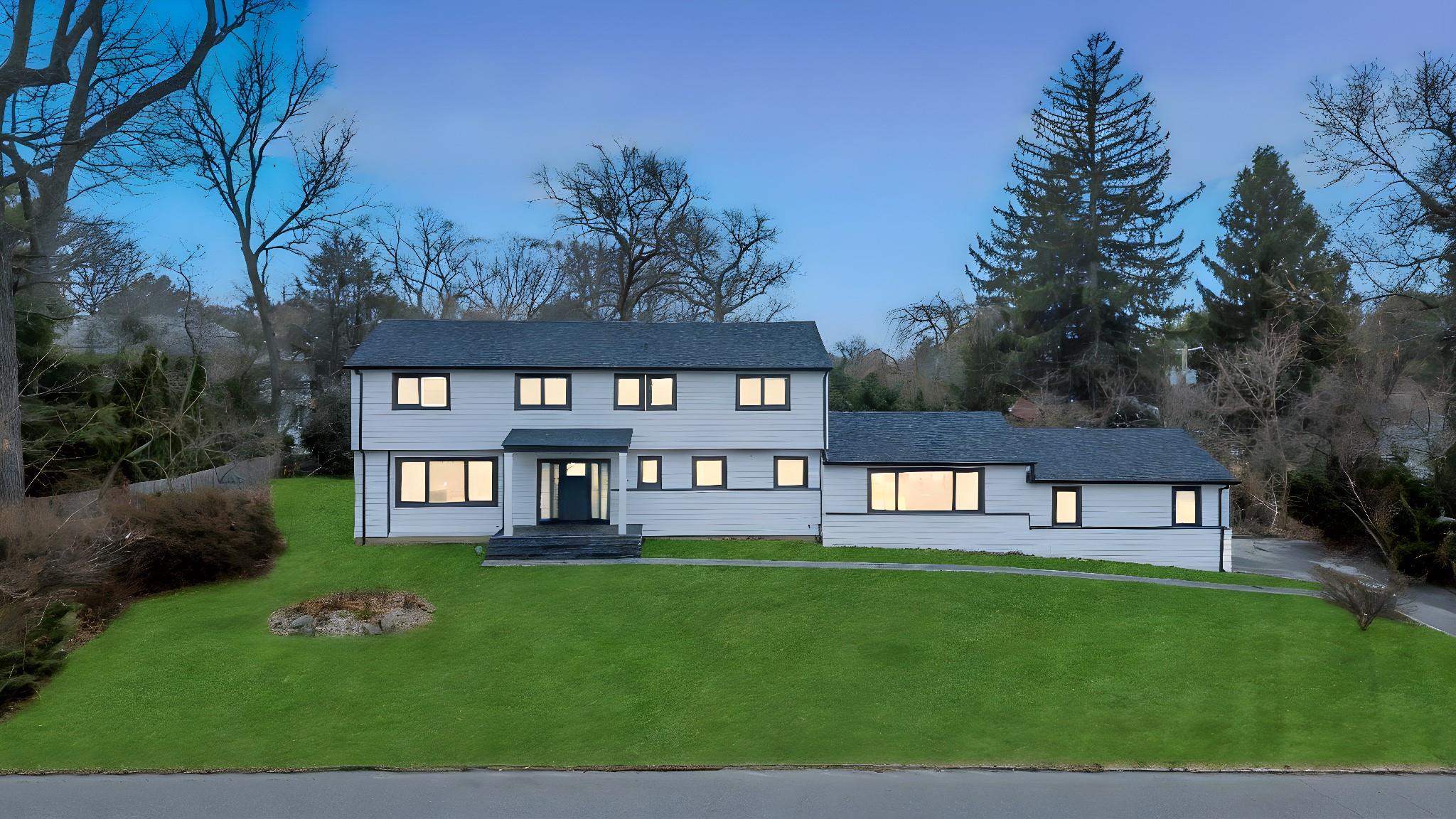 14 Lakeville Drive Property Photo
