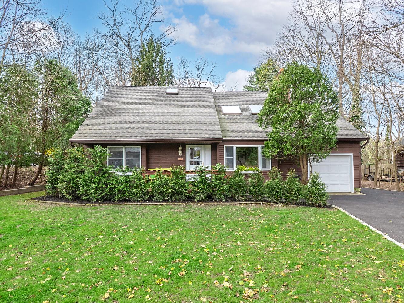 46 Highland Down Property Photo