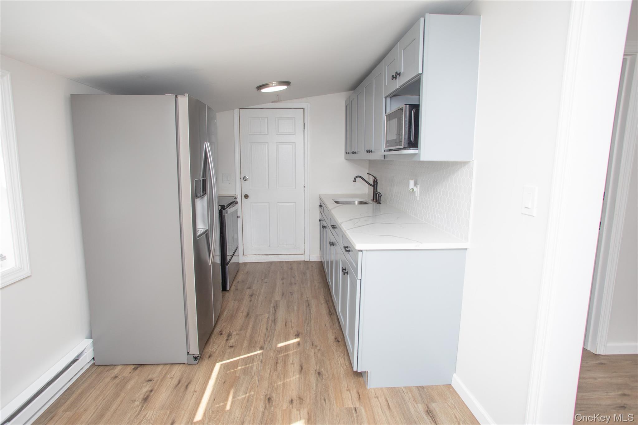4a Ralph Avenue Property Photo 7