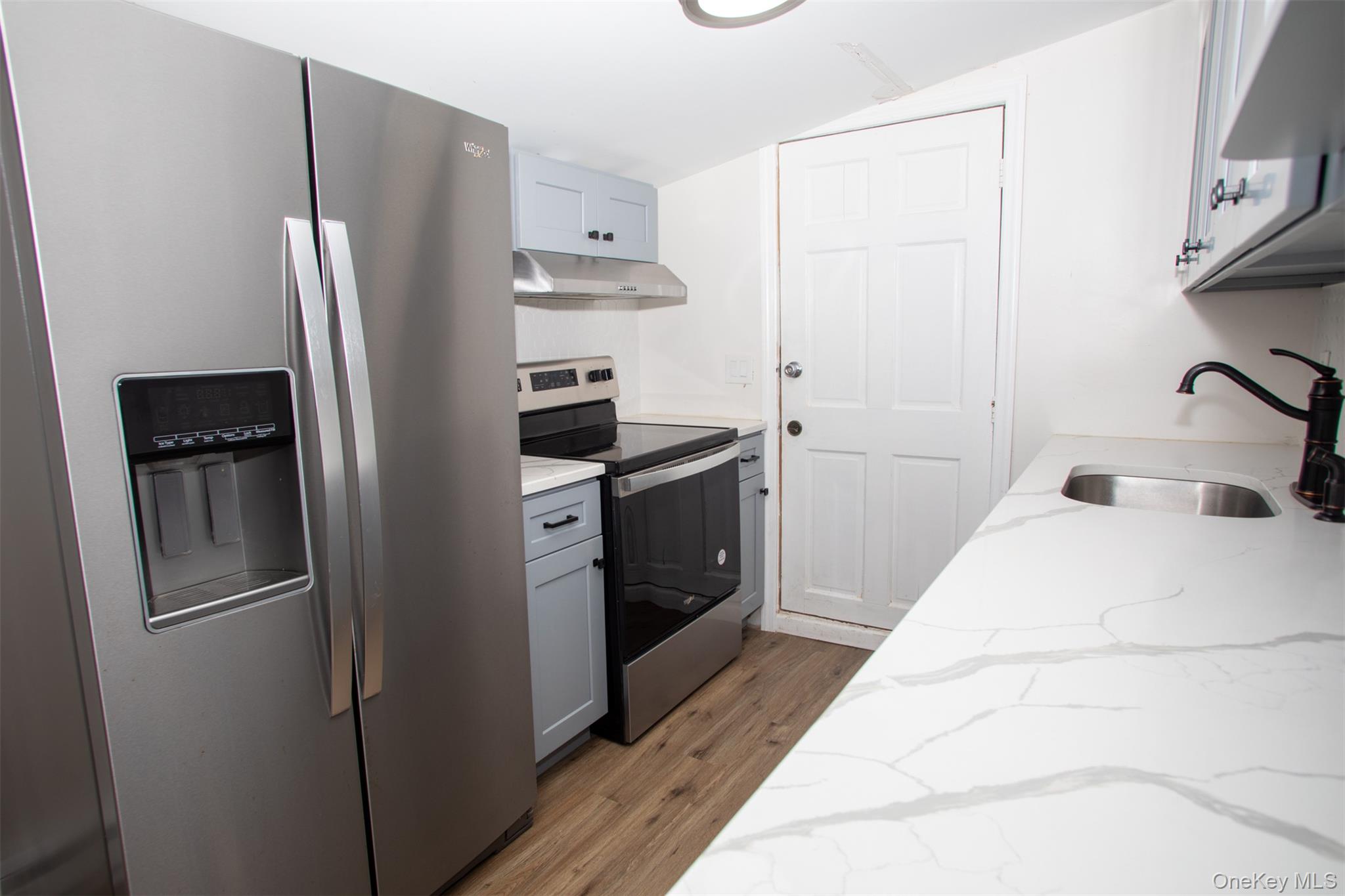 4a Ralph Avenue Property Photo 11