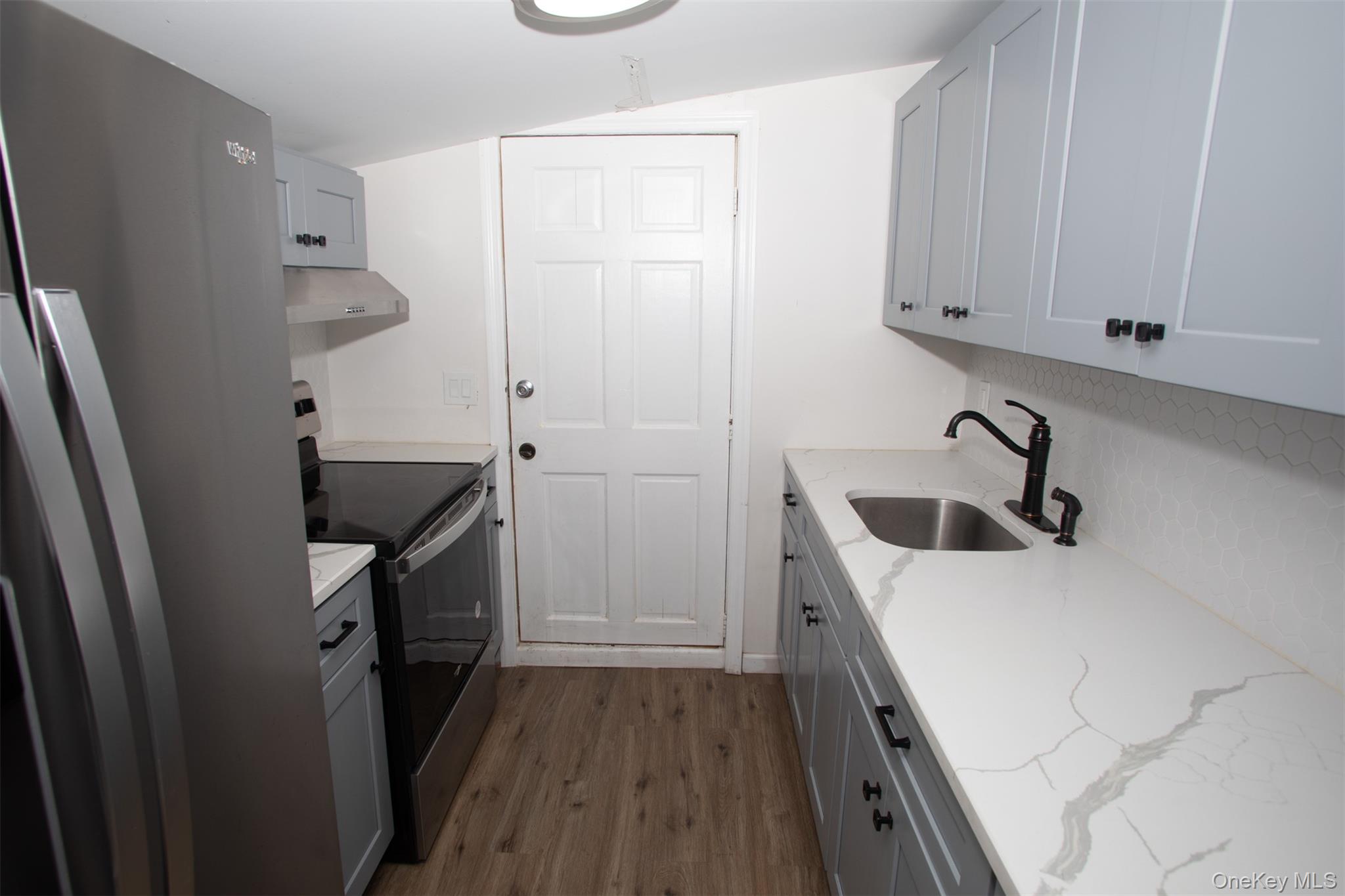 4a Ralph Avenue Property Photo 13