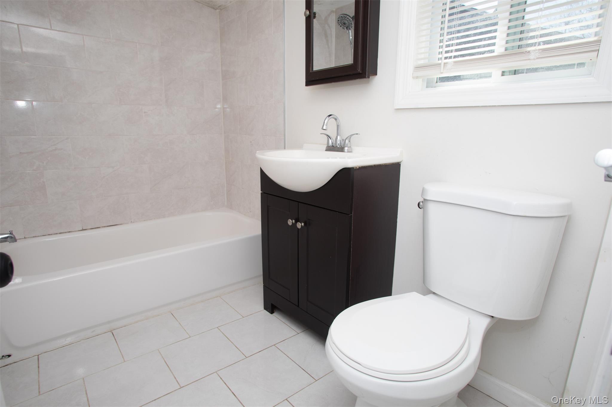 4a Ralph Avenue Property Photo 20