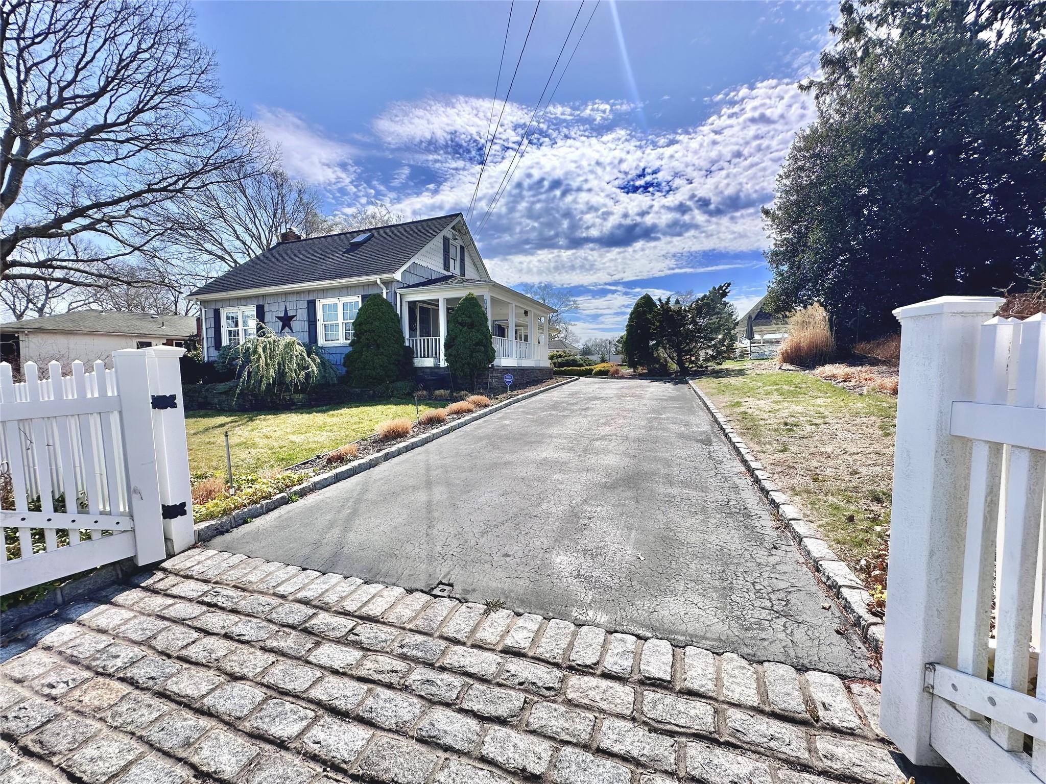 422 Boulder Street Property Photo