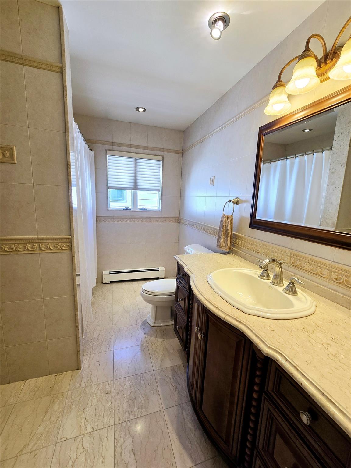 164-32 88th Street Property Photo 12