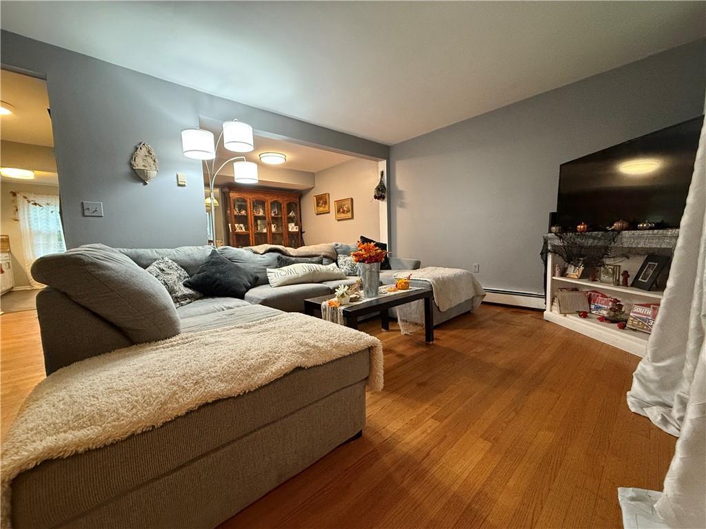 274 Hooker Avenue A4 Property Photo 6