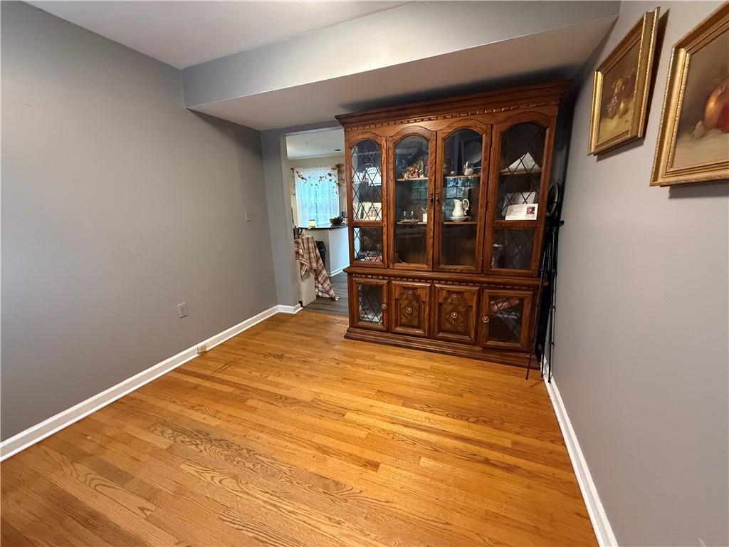 274 Hooker Avenue A4 Property Photo 9