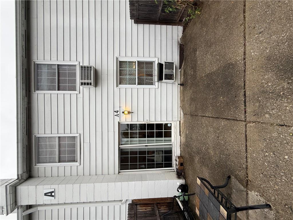 274 Hooker Avenue A4 Property Photo 13