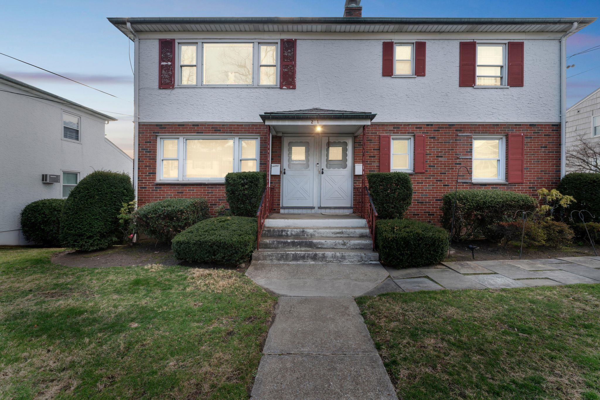 201 Underhill Avenue Property Photo