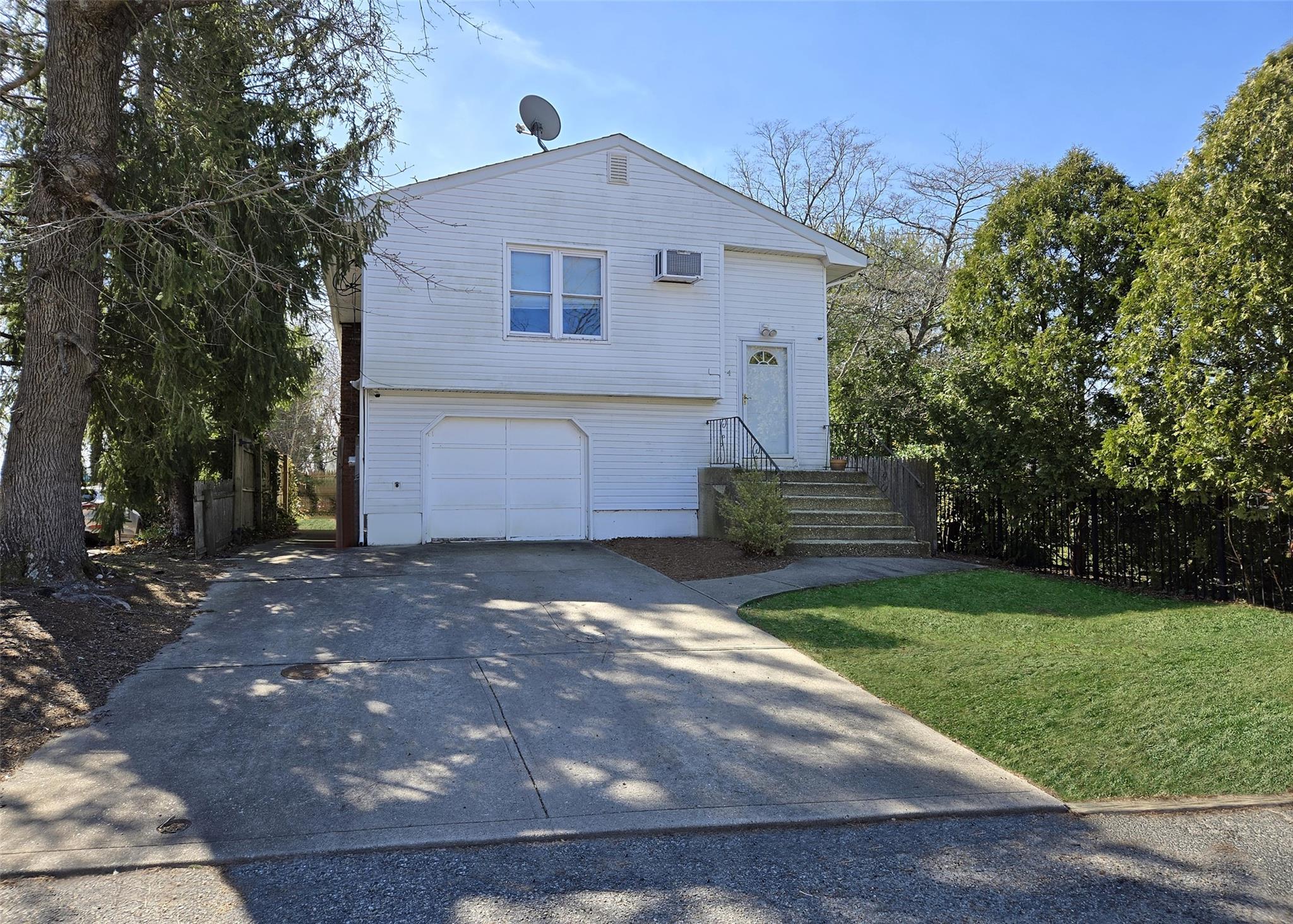 14 Uhl Street Property Photo