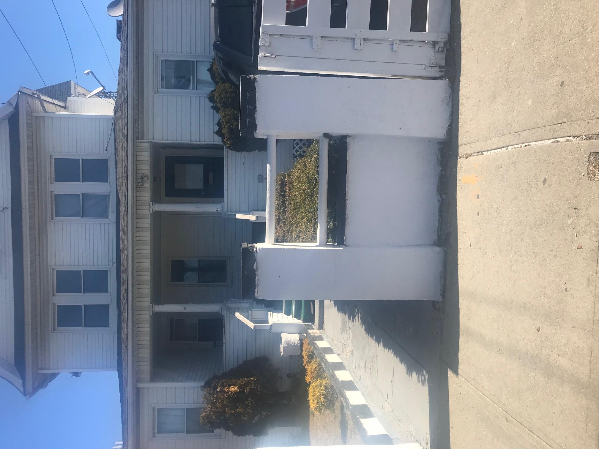 622 Bay 32nd Street Property Photo