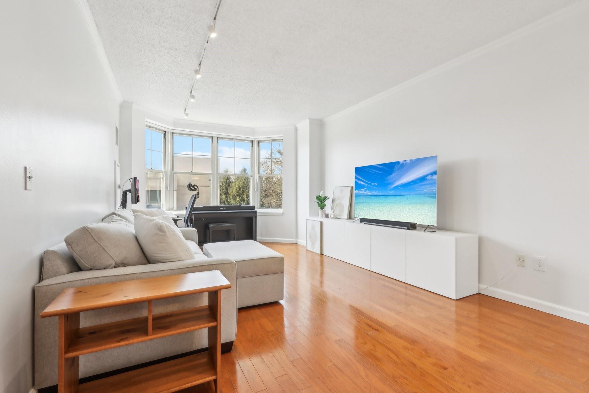 300 Mamaroneck Avenue 615 Property Photo 1