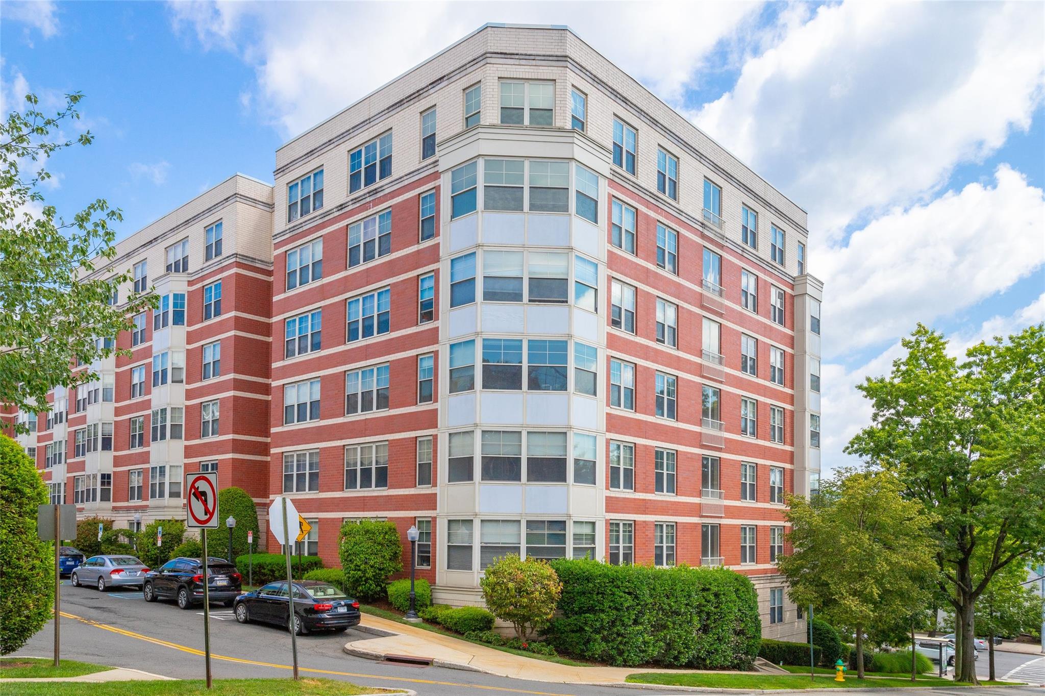 300 Mamaroneck Avenue 615 Property Photo 16