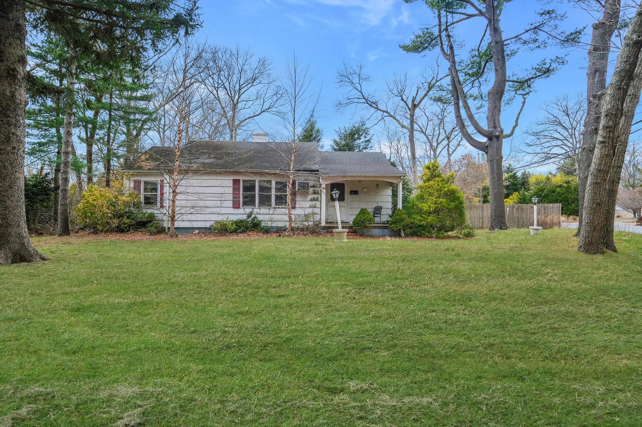 84 Landview Drive Property Photo