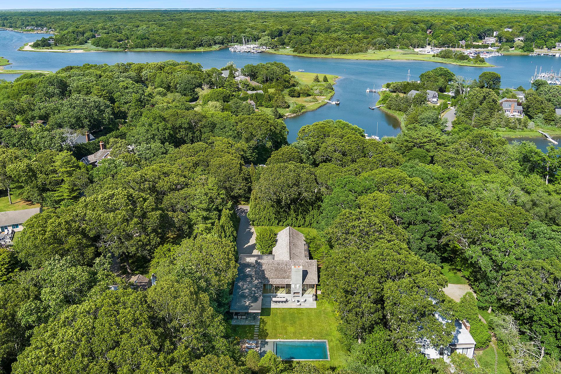 25 Oyster Shores Road Property Photo