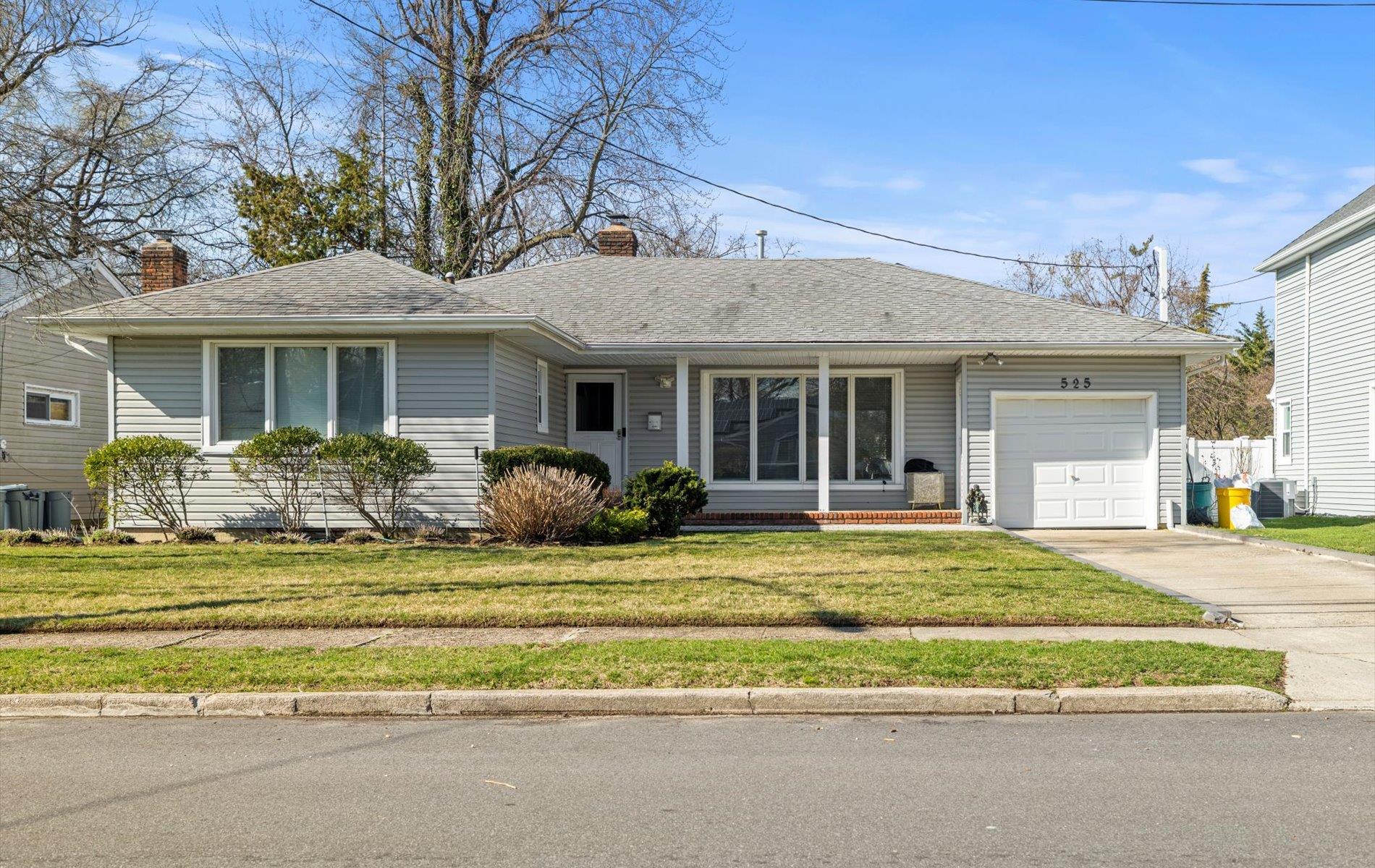 525 Allen Road Property Photo