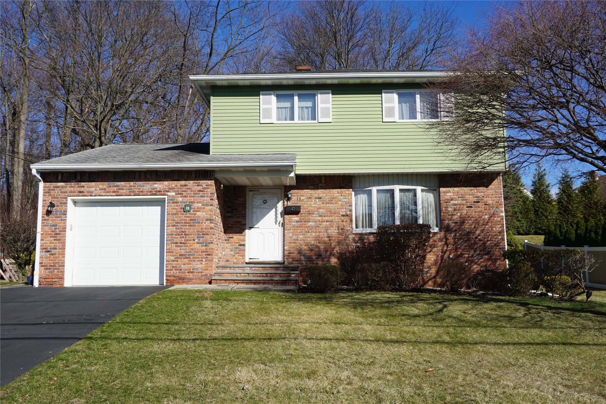 11 Fairview Lane Property Photo