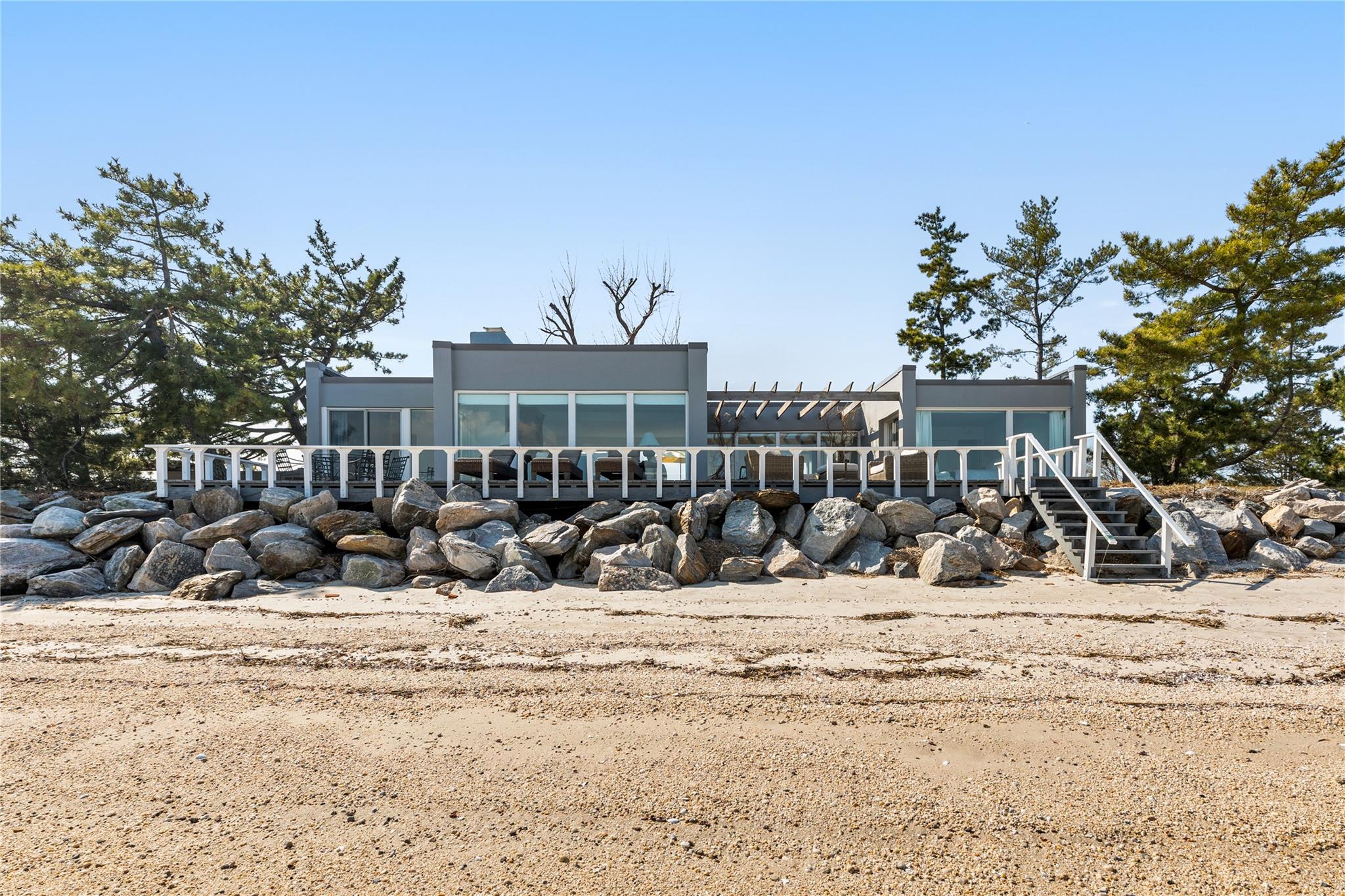 334 Centre Island Road Property Photo