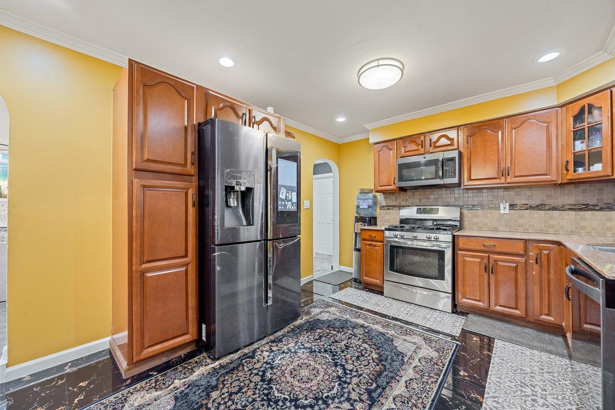 58 Camdike Street Property Photo 9