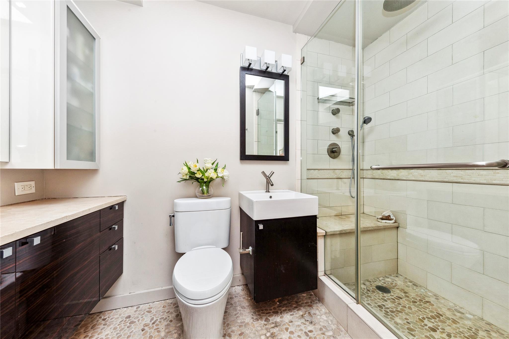 2400 Johnson Avenue 10c Property Photo 9