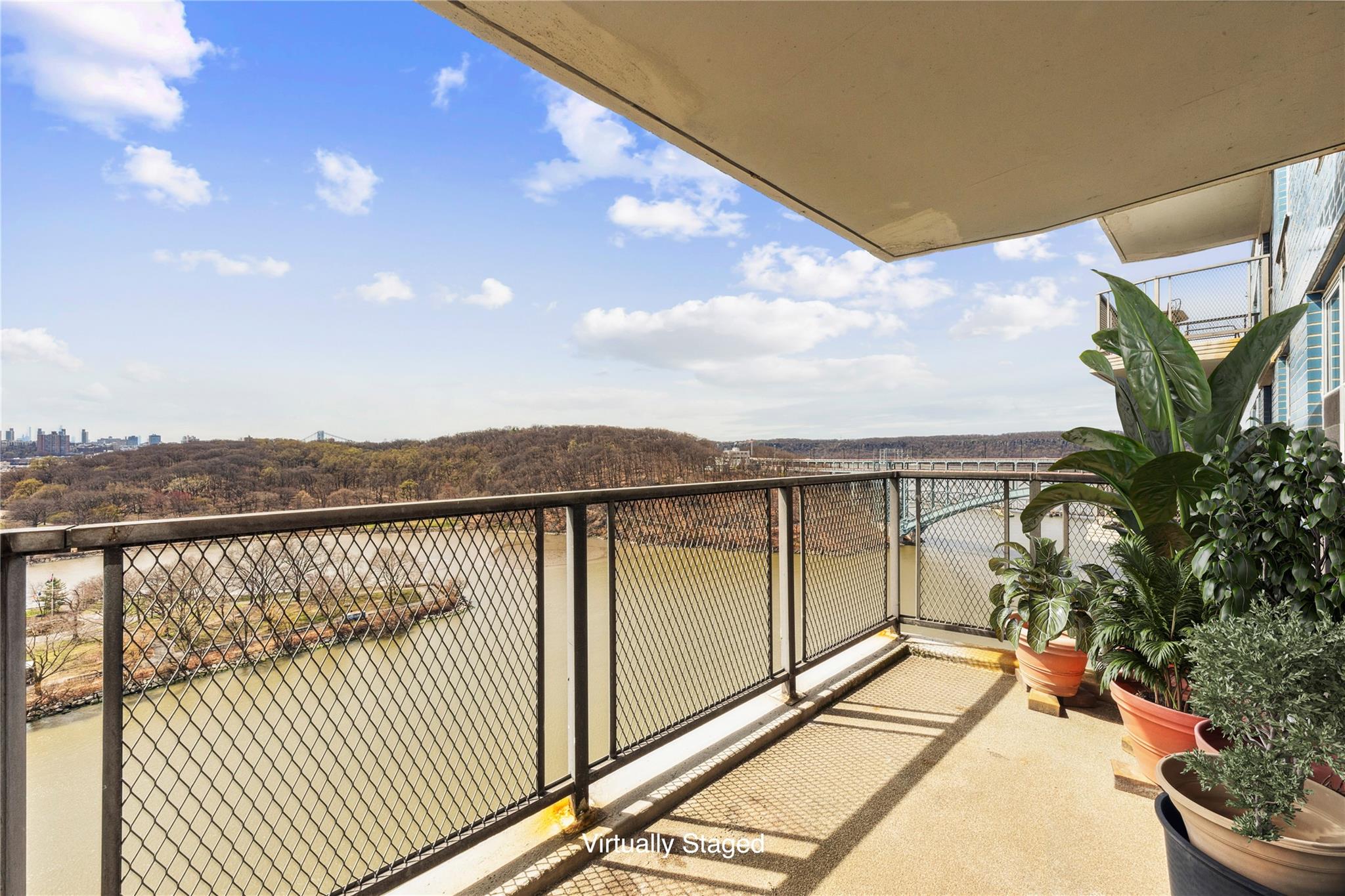 2400 Johnson Avenue 10c Property Photo 10