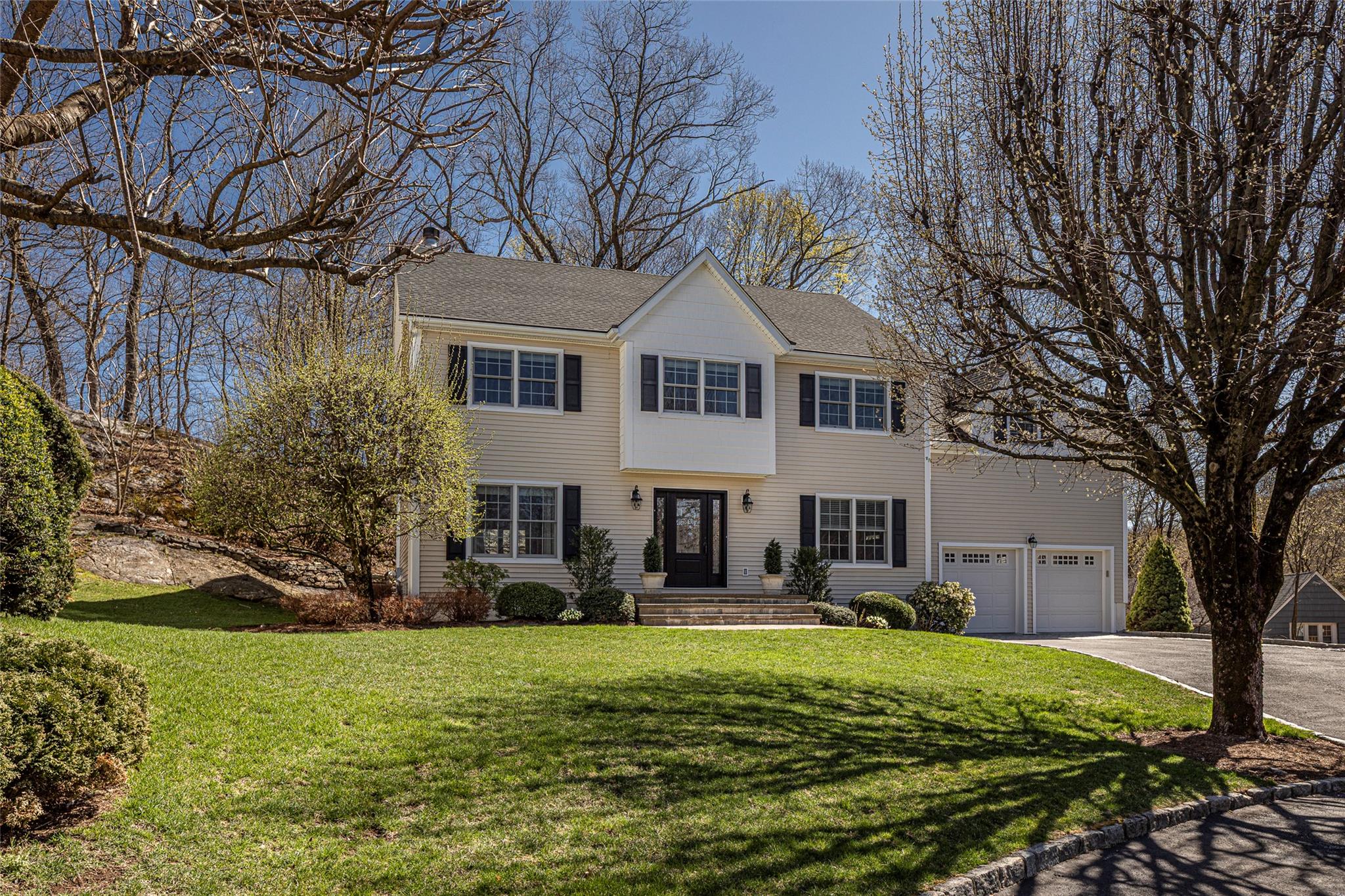 35 Candlewood Court Property Photo