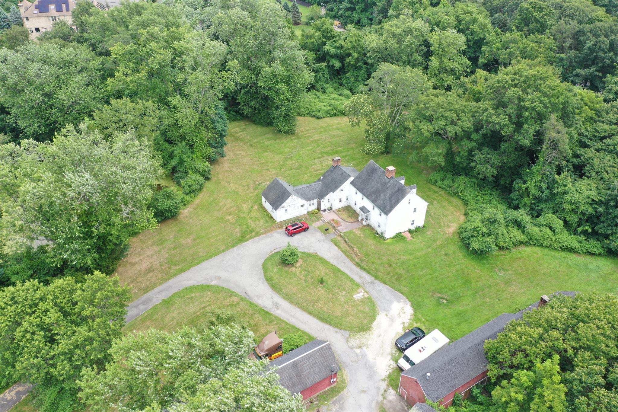 380, 370 & O Deer Park Road Property Photo 4