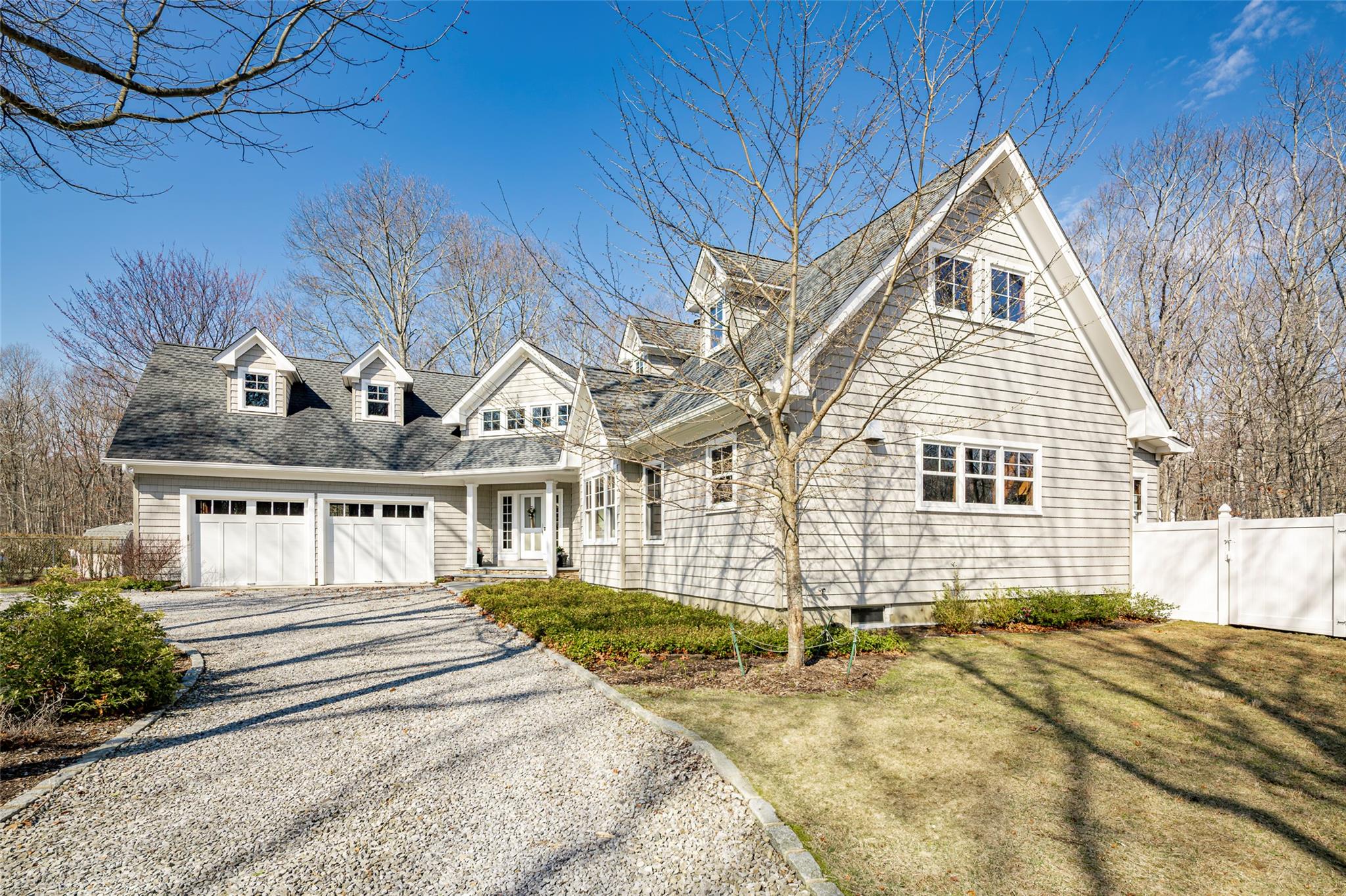 27 Country Club Drive Property Photo