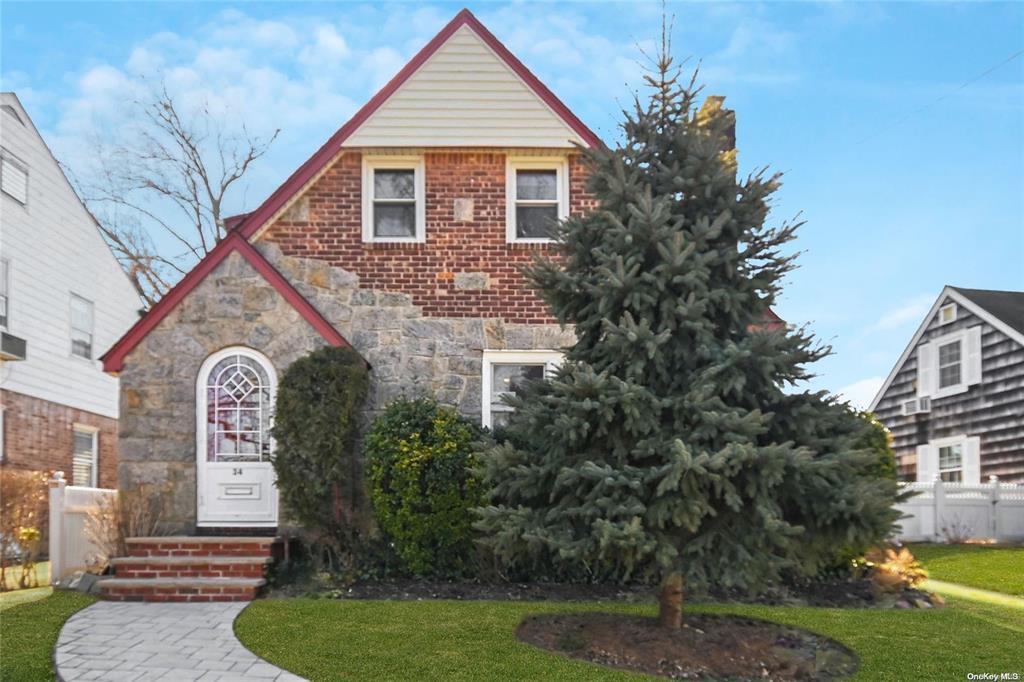34 Highland Pl Property Photo