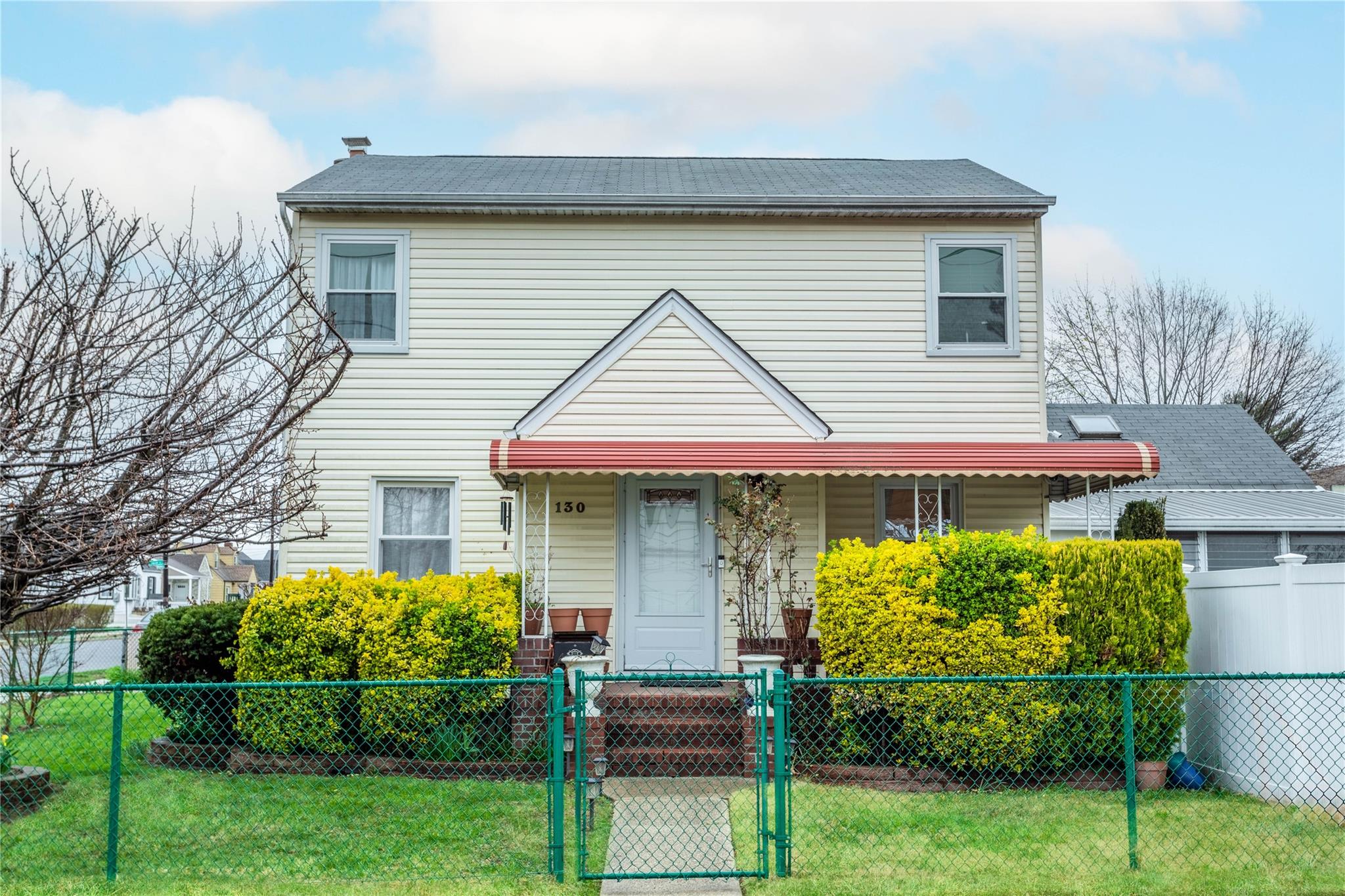 130 Franklin St Property Photo
