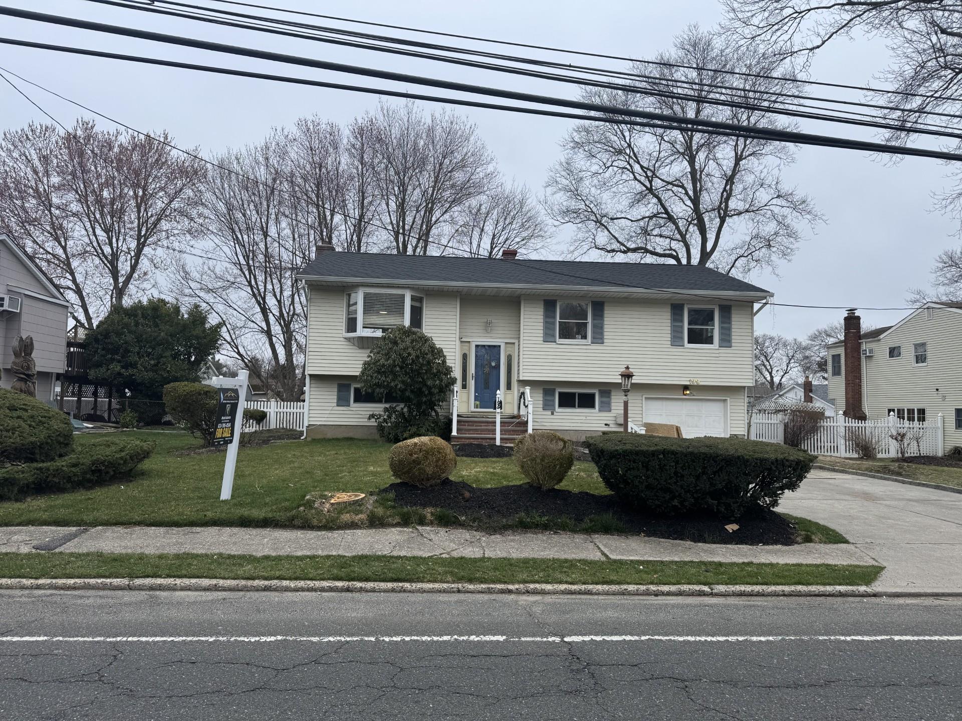 199 Holbrook Road Property Photo