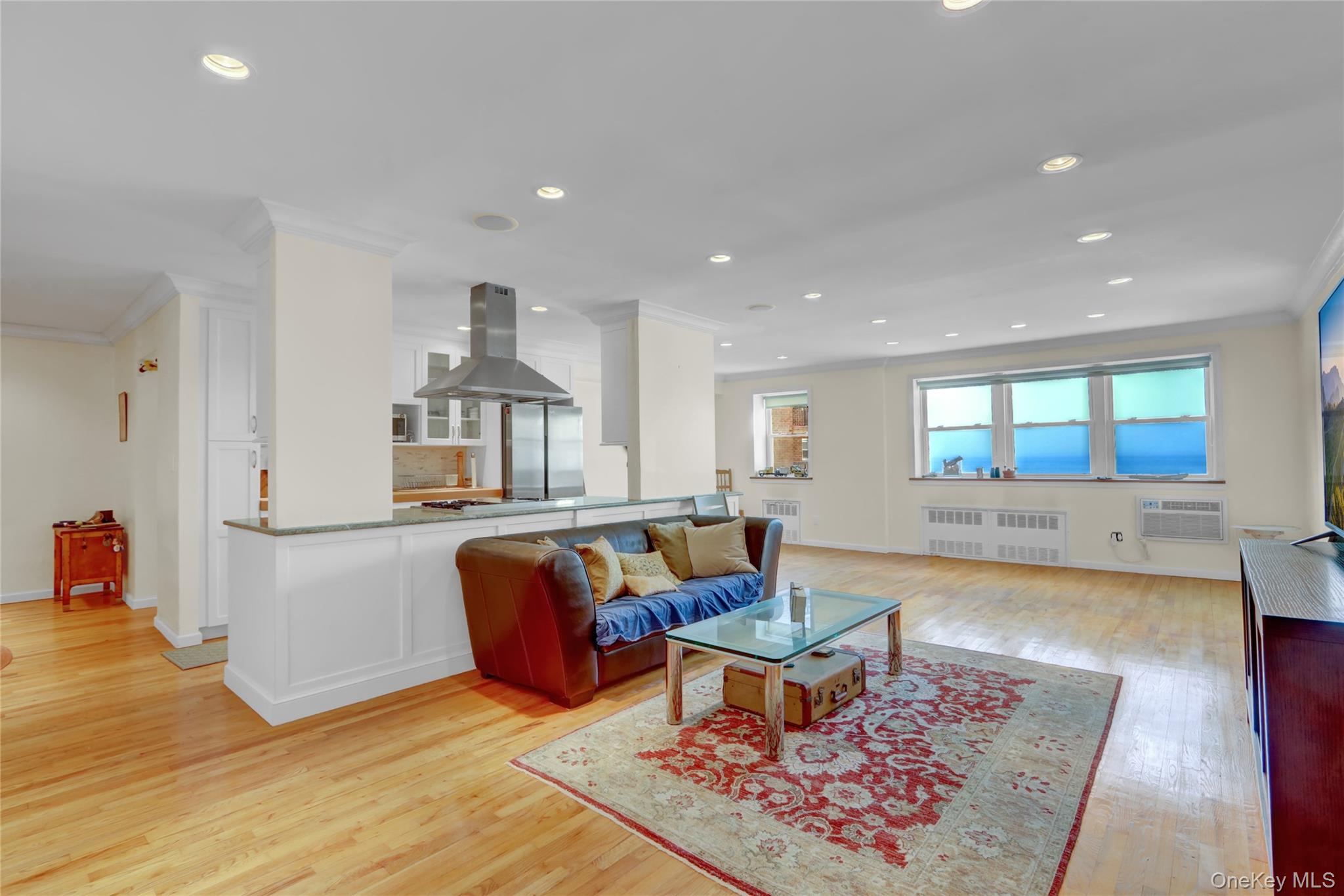 750 Shore Road 4b Property Photo 4