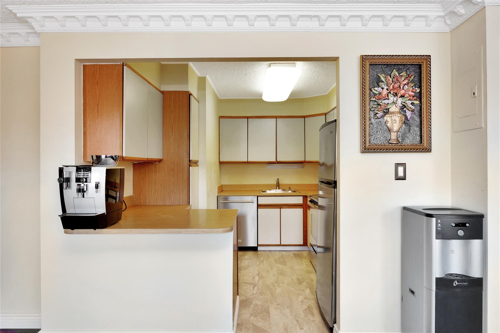 168-01 12 7b Property Photo 6