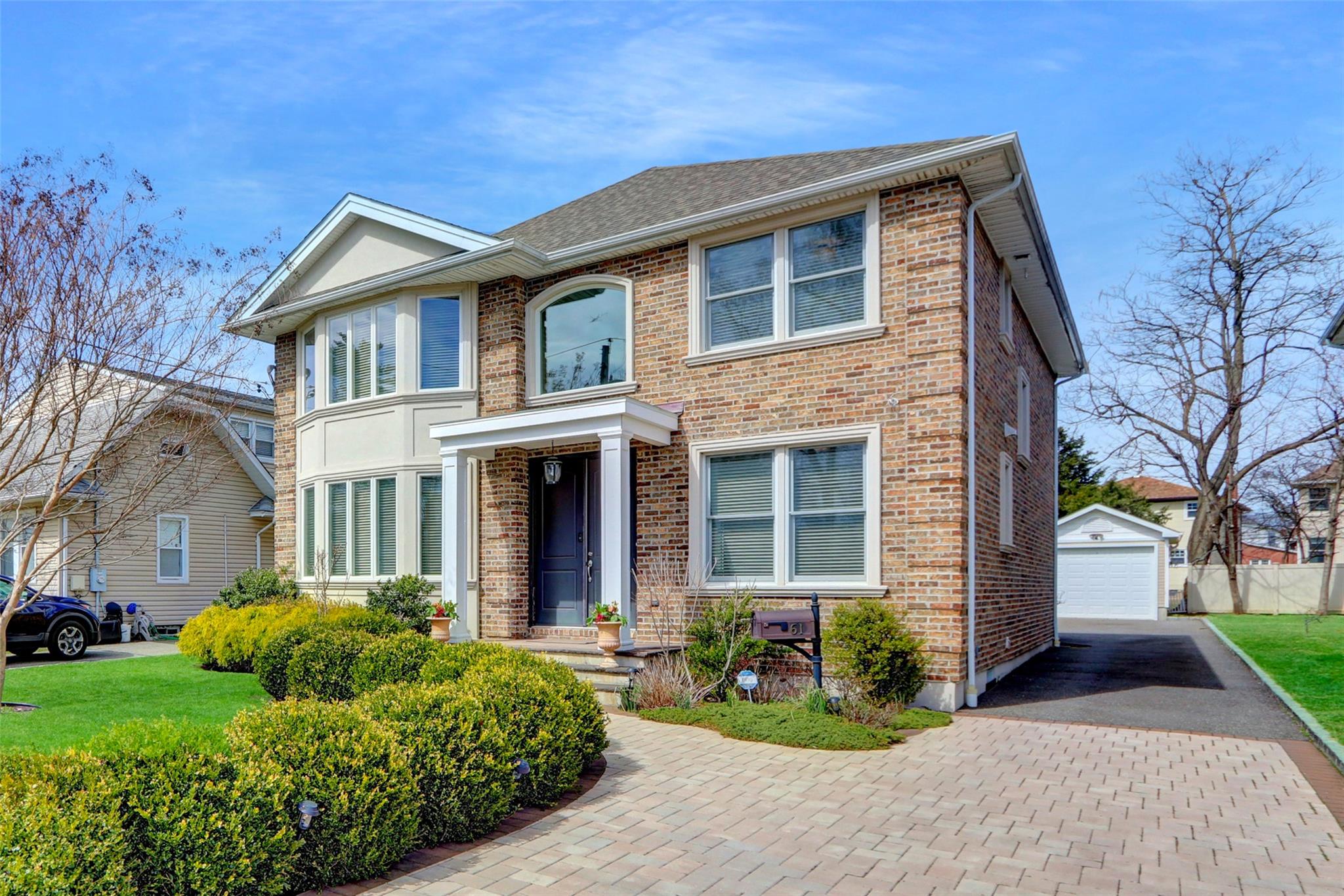 61 Macgregor Avenue Property Photo