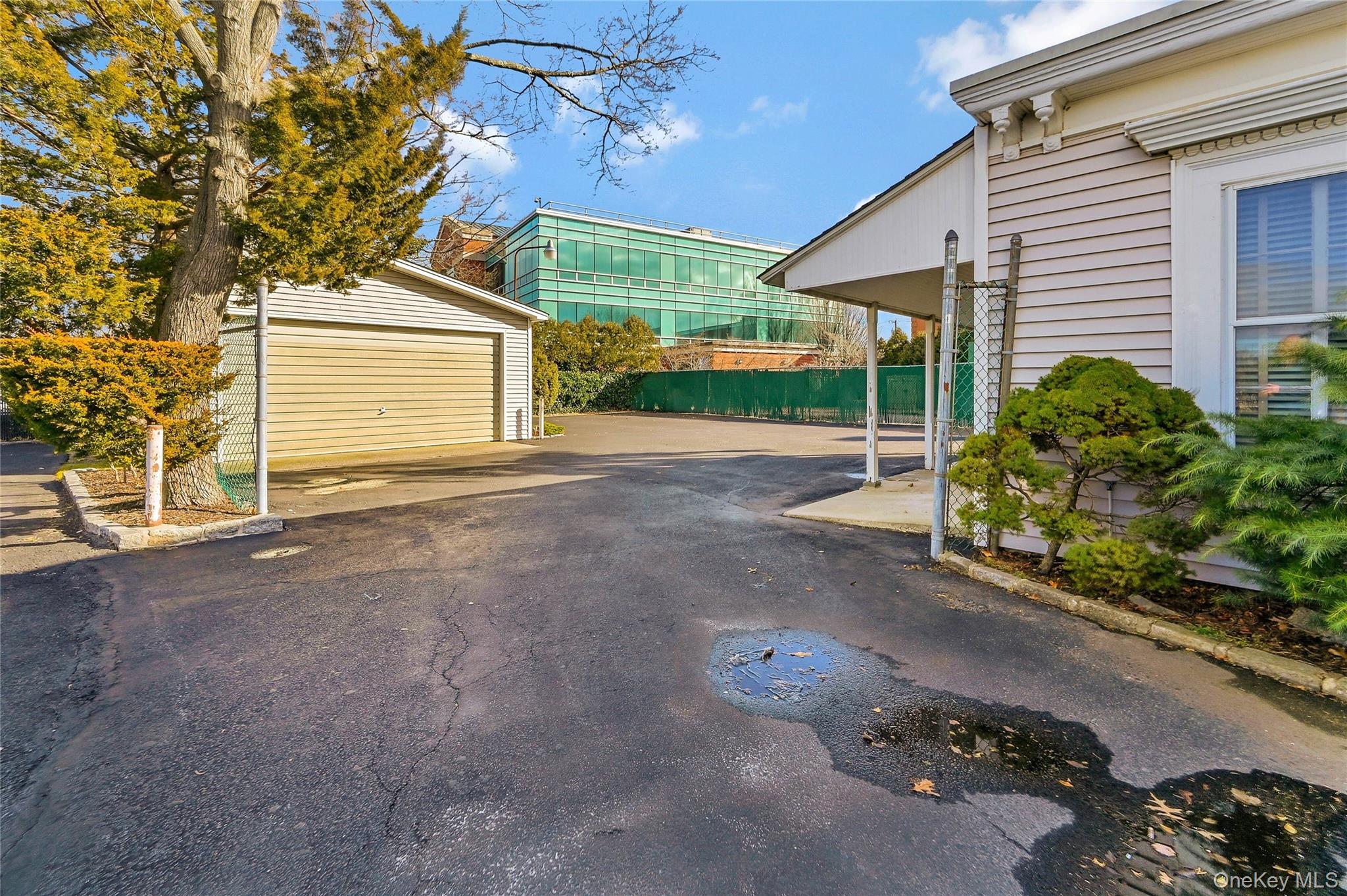 218 Griffing Avenue Property Photo 5