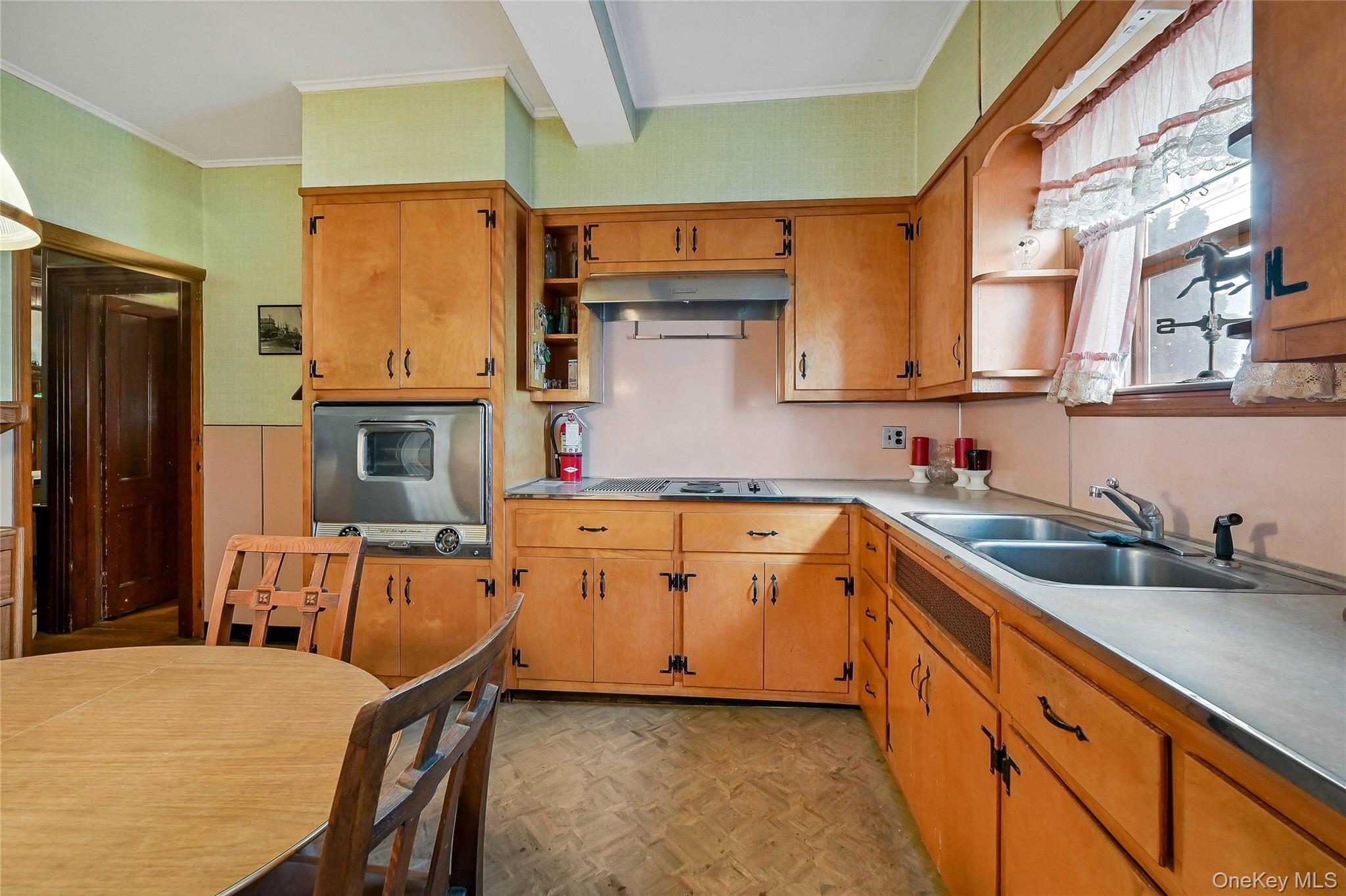 218 Griffing Avenue Property Photo 20