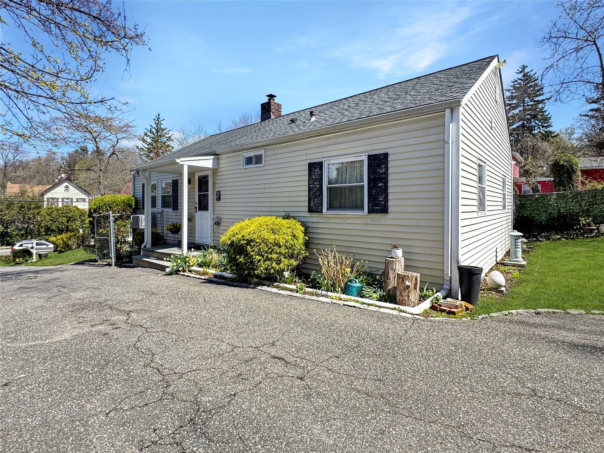20 Elm Avenue Property Photo
