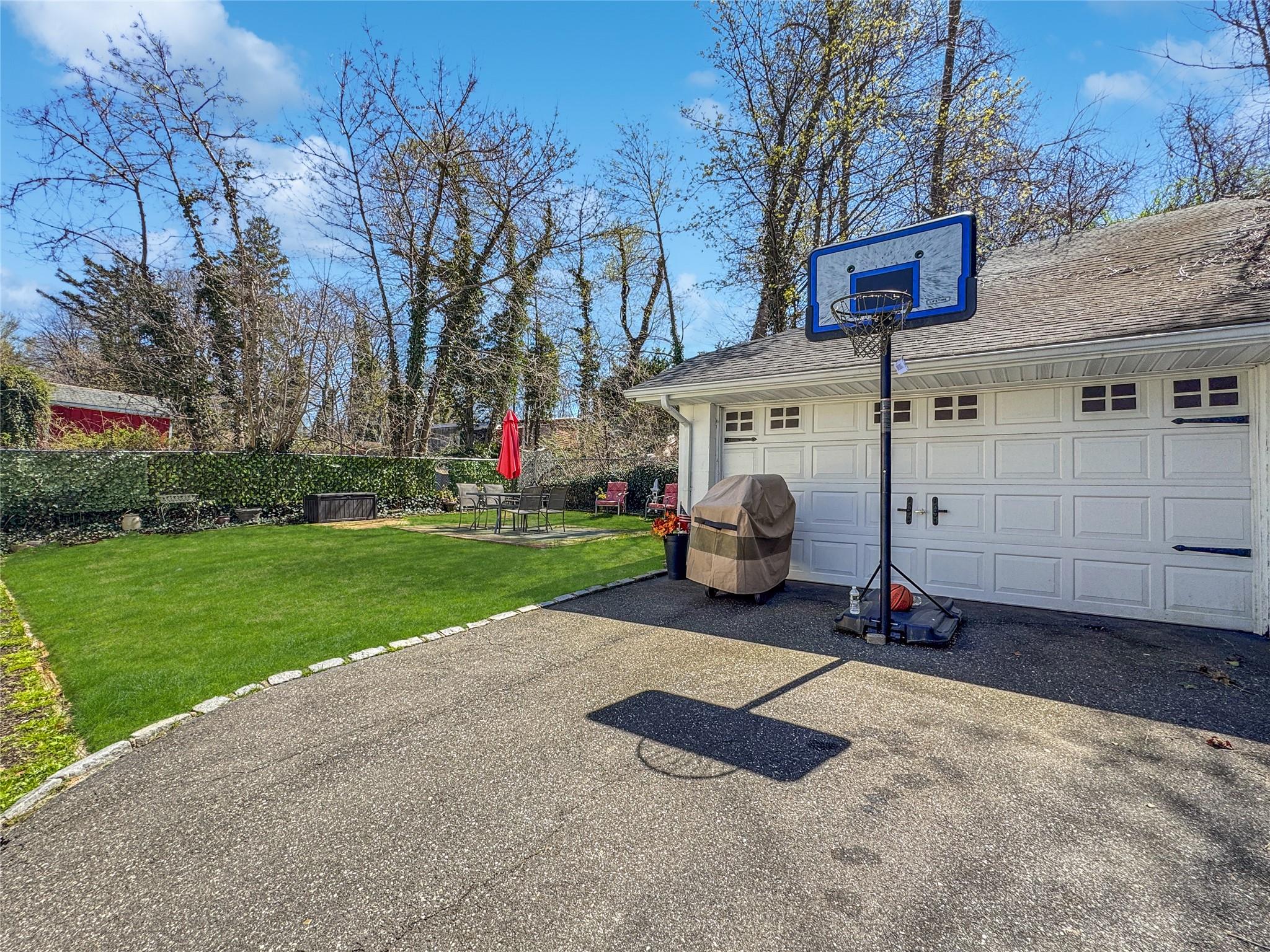 20 Elm Avenue Property Photo 12