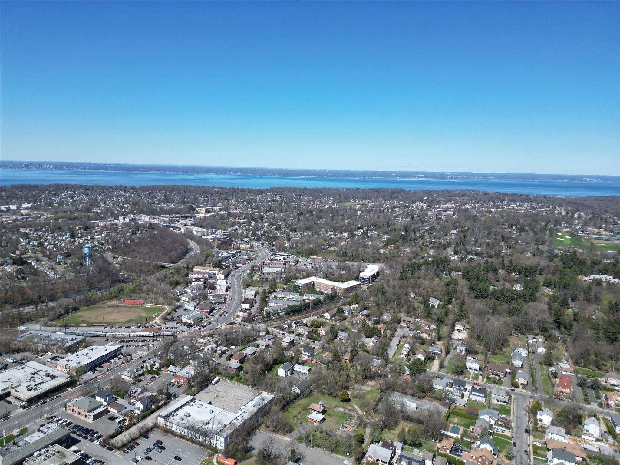20 Elm Avenue Property Photo 14