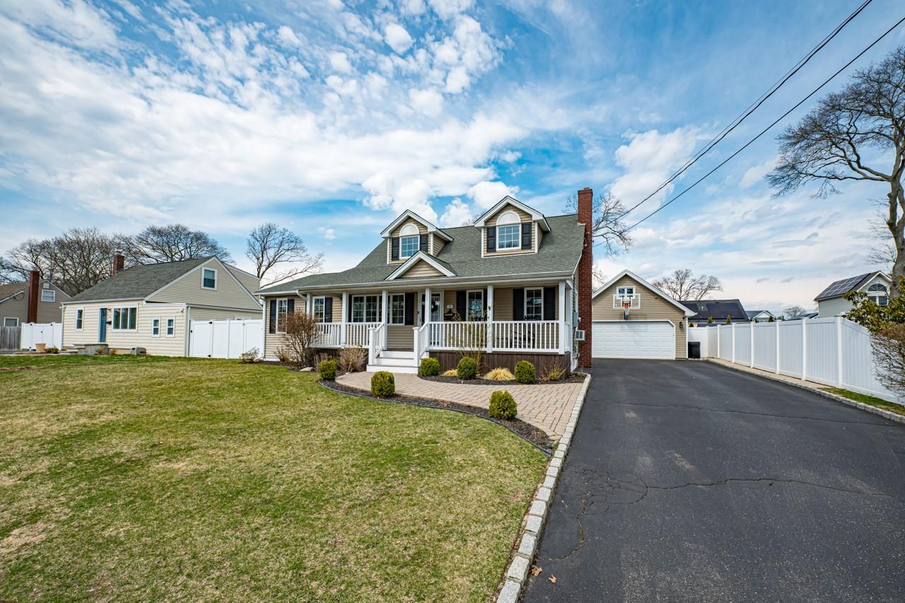 19 Elaine Drive Property Photo