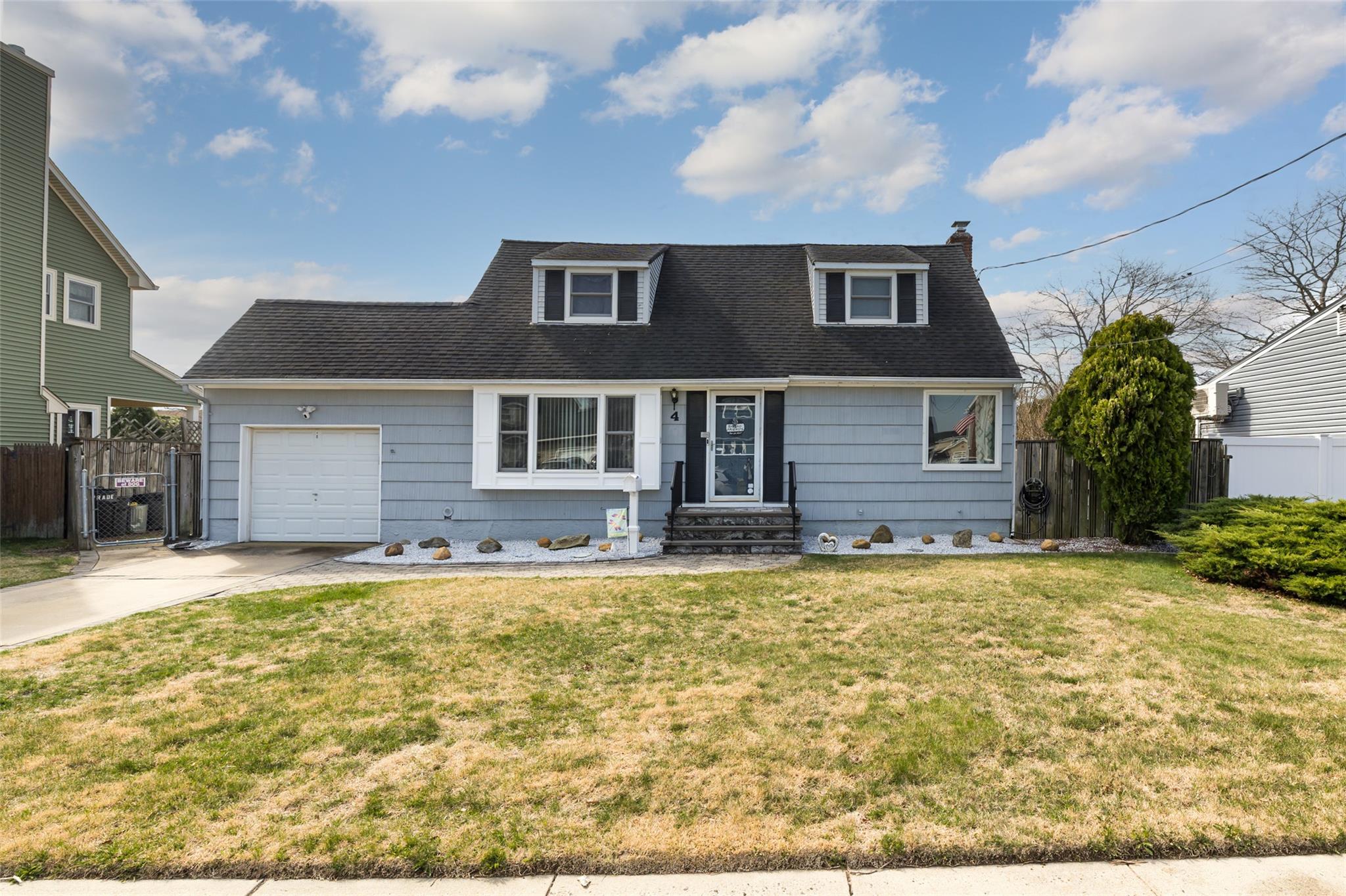 4 Prade Lane Property Photo