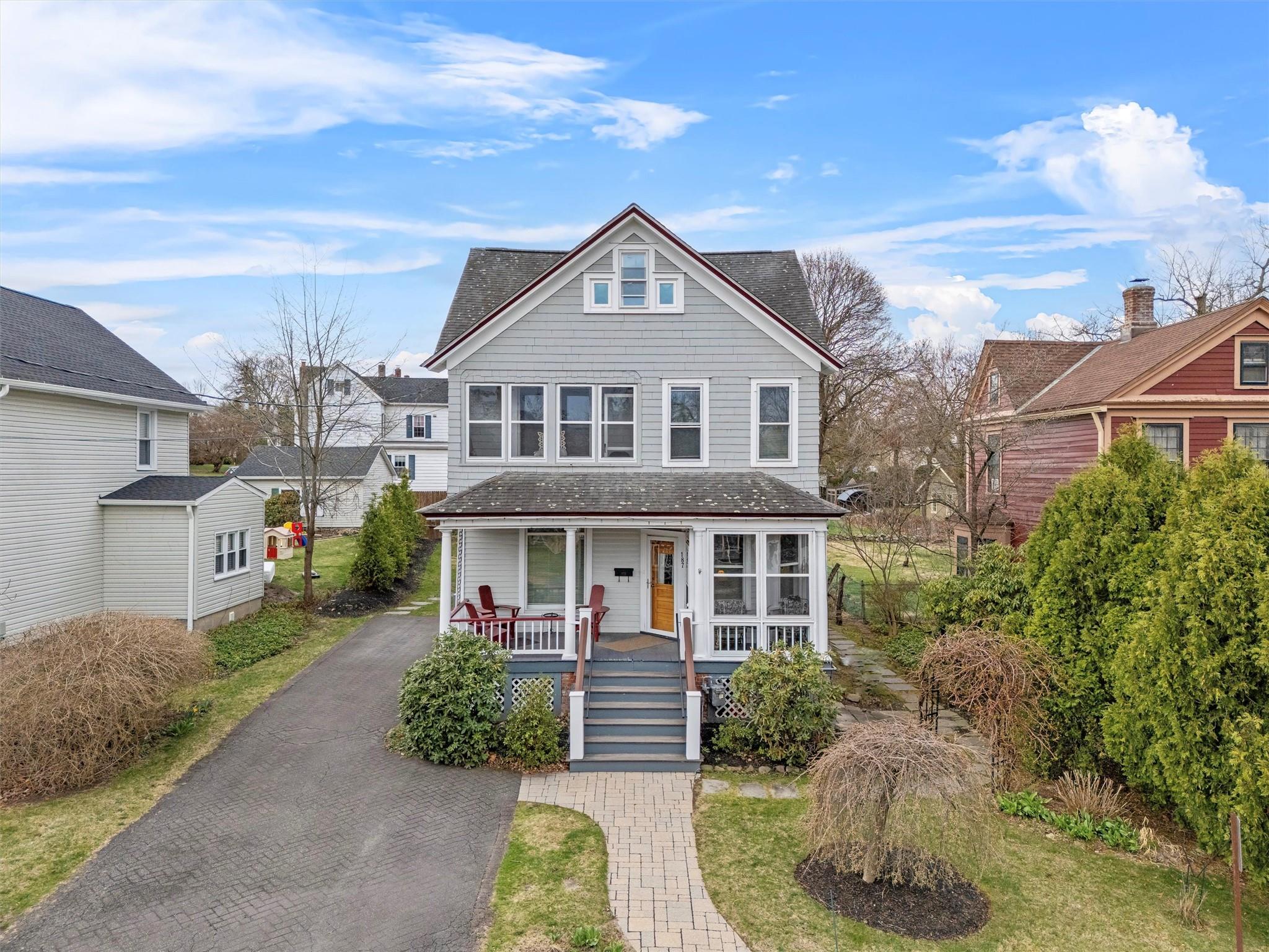 187 Willow Avenue Property Photo