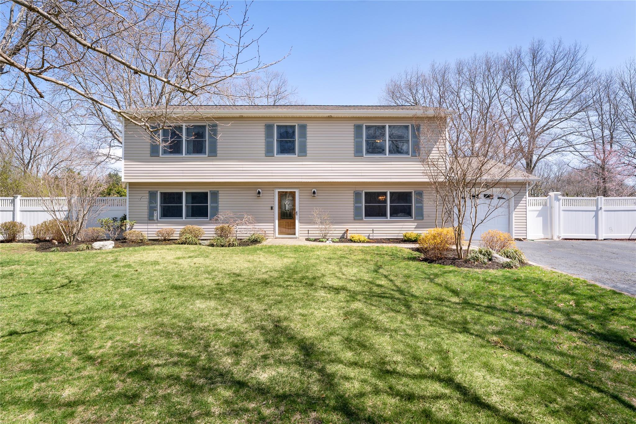 91 Strathmore Village Drive Property Photo