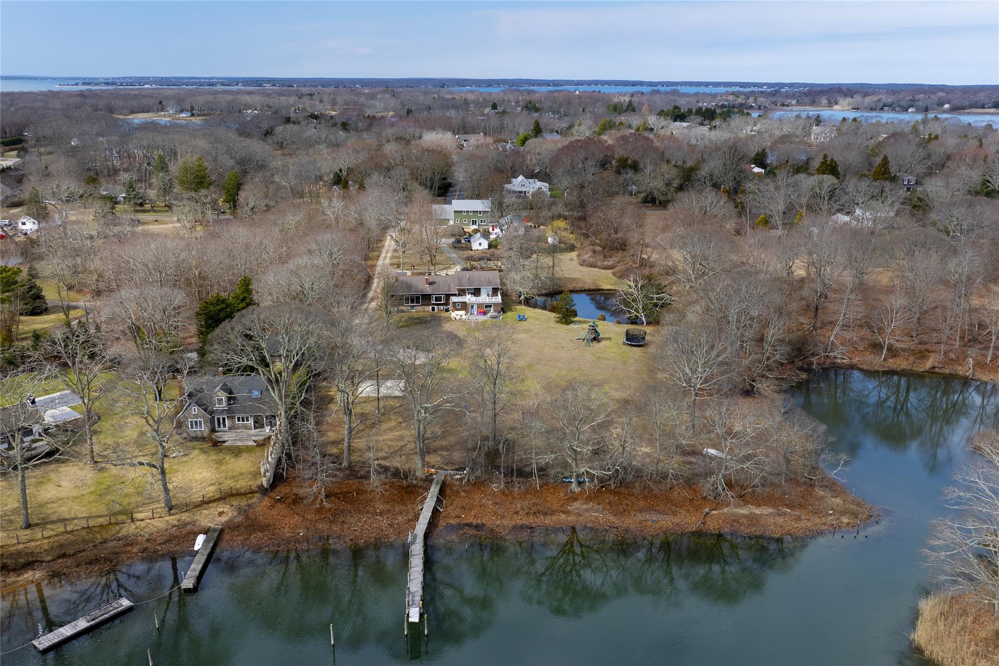 15a / 15 & 13 S Menantic Road Property Photo