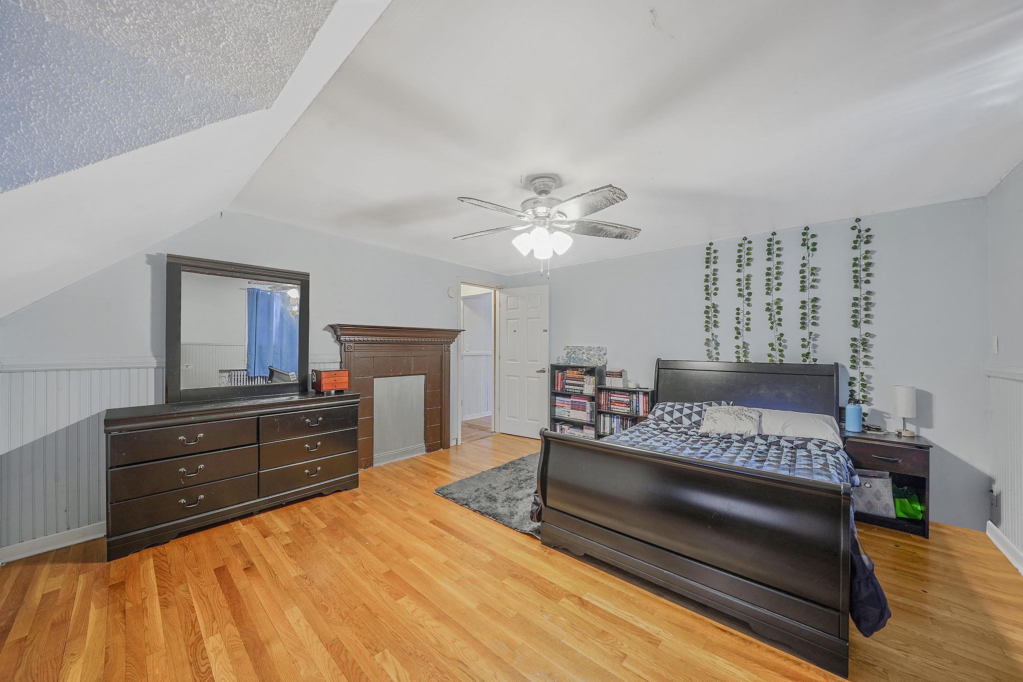 695 Koelbel Court Property Photo 33