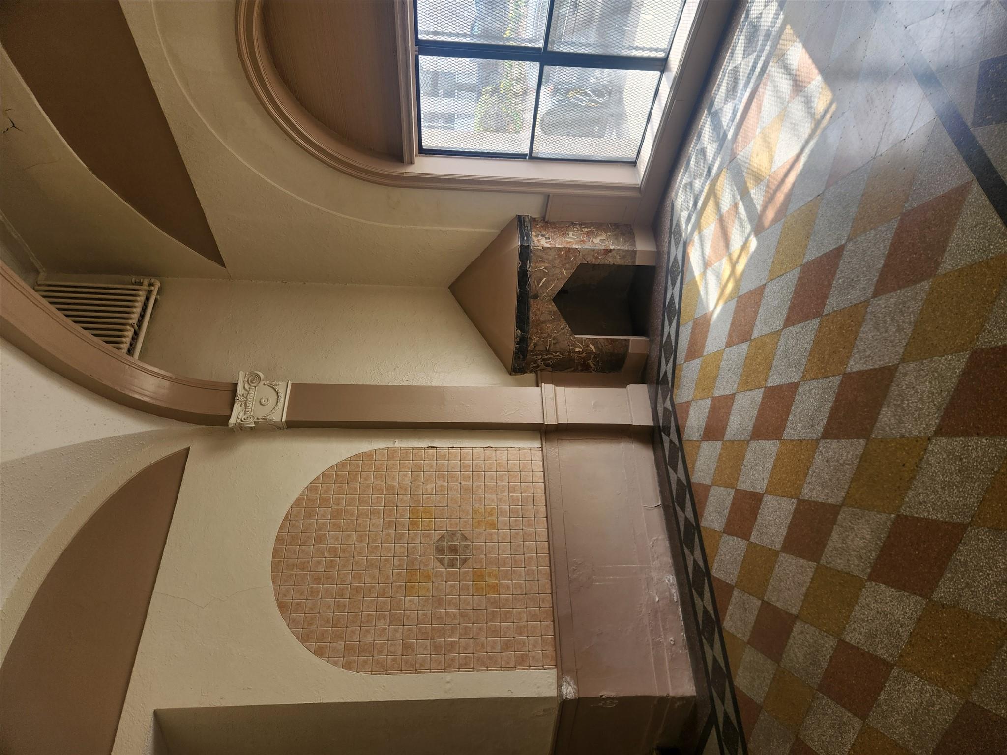 941 Jerome Avenue 8g Property Photo